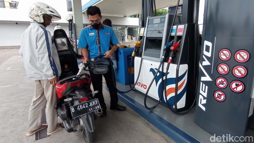 Kenaikan Harga BBM Vivo Ikuti Jejak Pertamina, Konsumen Dibebani Biaya Tambahan Kenaikan Harga BBM Vivo Ikuti Jejak Pertamina, Konsumen Dibebani Biaya Tambahan